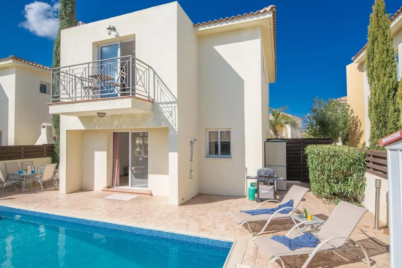 Nancy Villas Protaras