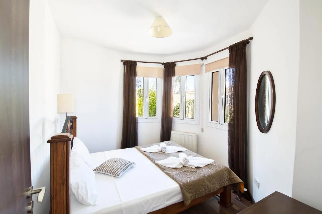 Nancy Villas Protaras